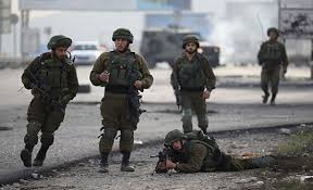 إصابات بالاختناق خلال مواجهات مع الاحتلال الإسرائيلي في قلقيلية والخليل