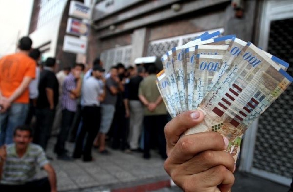 تشكيل هيئة قيادية عليا للمطالبة بحقوق الموظفين الحكوميين بقطاع غزة