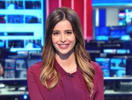 أصغر مذيعة أخبار بـ”سكاي نيوز”.. الفلسطينية لين البديري تتألق في الساحة  الإعلامية
