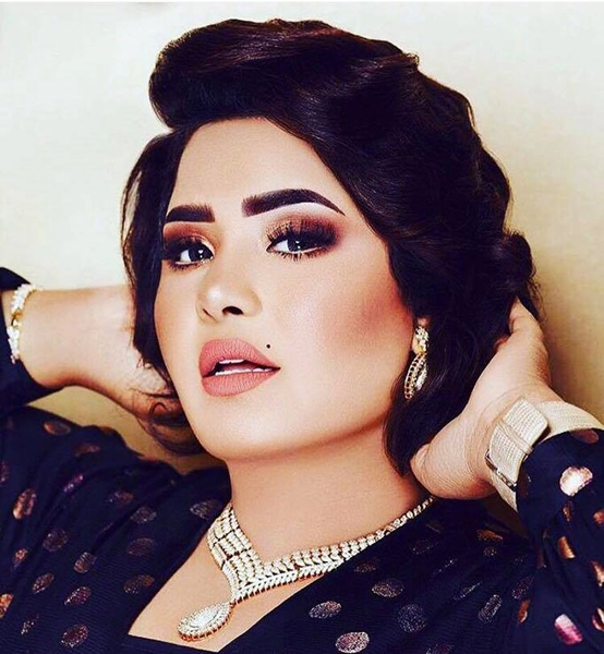 الفنانة الكويتية هيا الشعيبي تشعل غضب السعوديين بصورة للأمير “صباح الأحمد” 2020