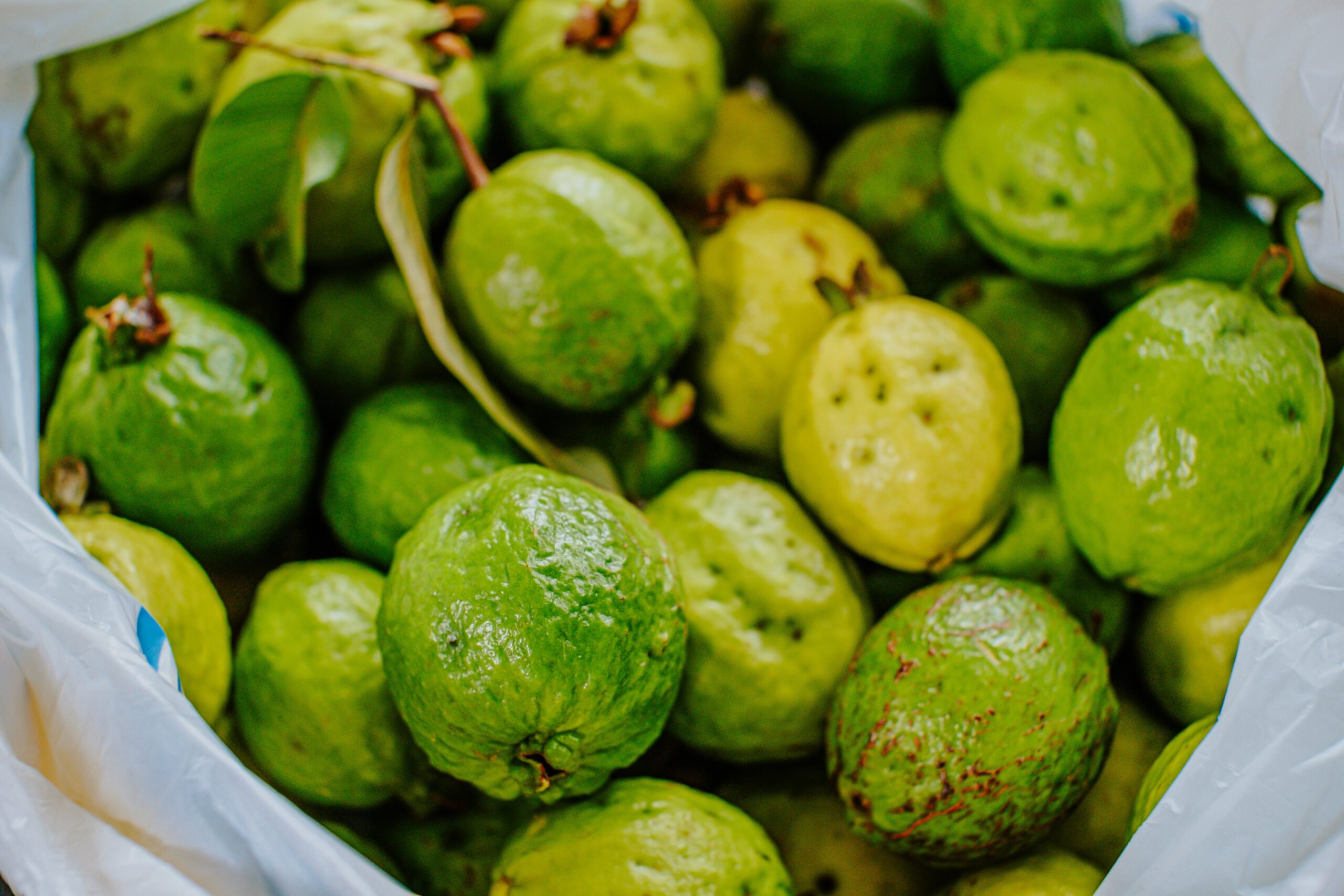 8 فوائد لبذور الجوافة