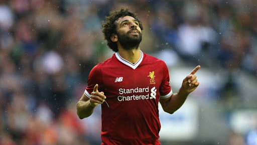 محمد صلاح يتعرض لانتقاد واسع بعدرقصه في حفل زواج شقيقه