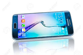 فاجأت سامسونج الجميع بإصدار تحديث جديد لكل من Galaxy S6 و Galaxy Note 5