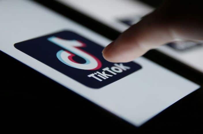 تيك توك تلتف على حظر شركة آبل لتعقب مستخدمي iPhone